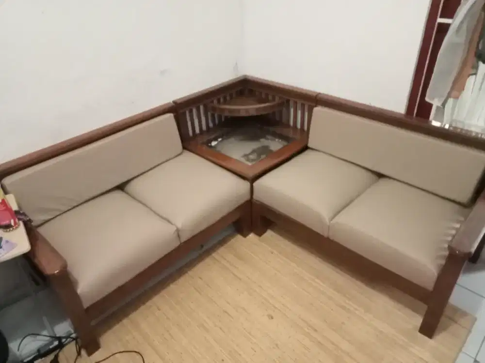 Service ganti kain kulit sofa panggilan