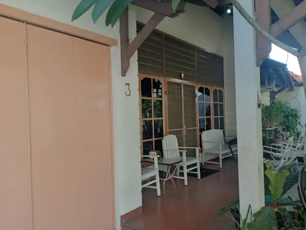 Rumah nyaman + usaha kos 5 kamar