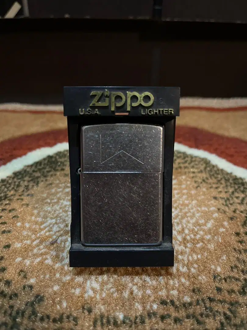 Zippo Marlboro Street Roof 2 Original Rare