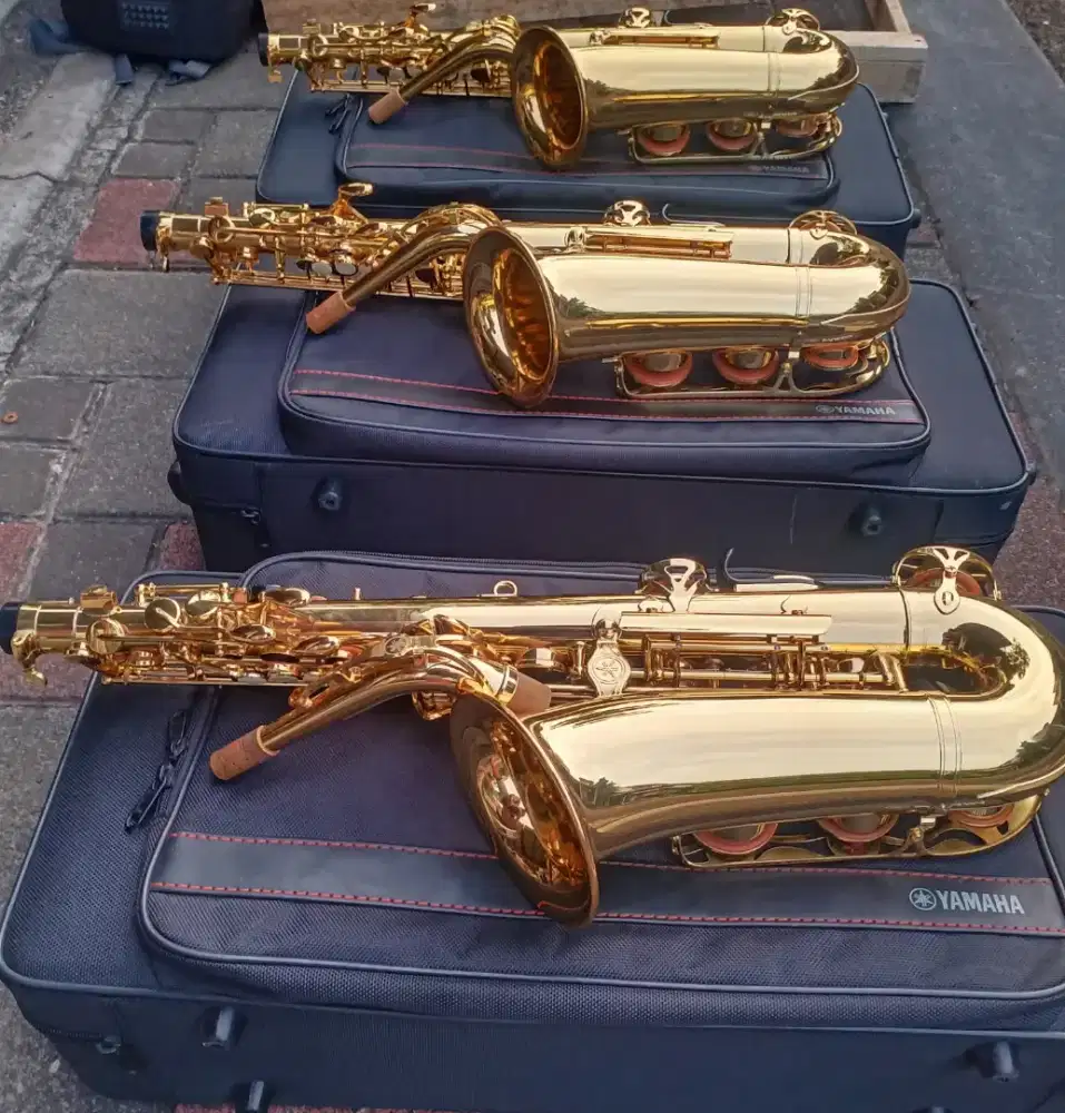 Jual beli saxophone