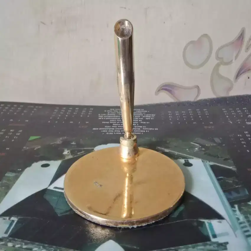 Stand pen jadul