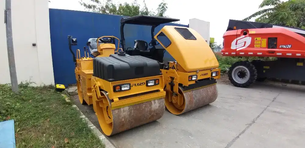 Jual Ride On Vibratory Roller 3.5 ton / FYL3.5F / Vibro Roller