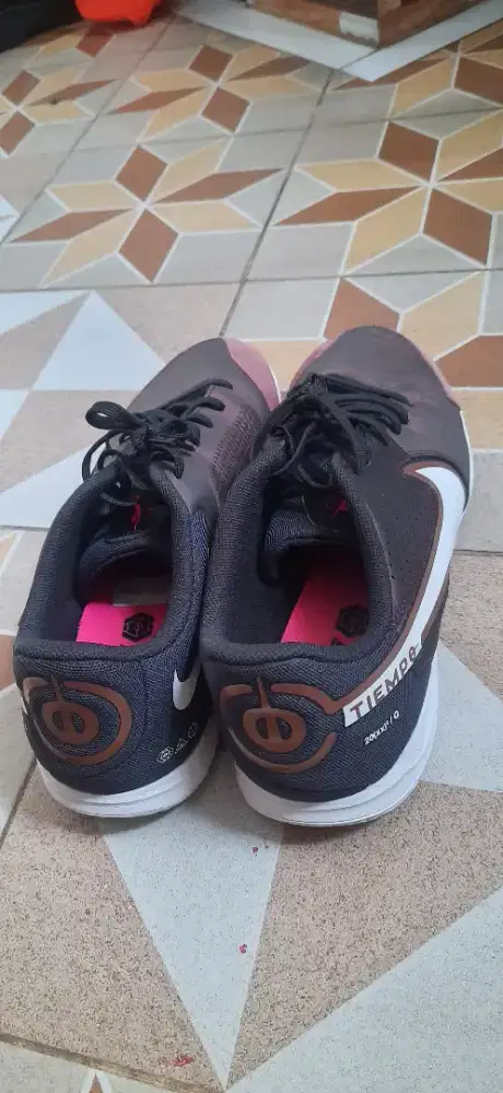 SEPATU NIKE TIEMPO LEGEND 9 ACADEMY IC