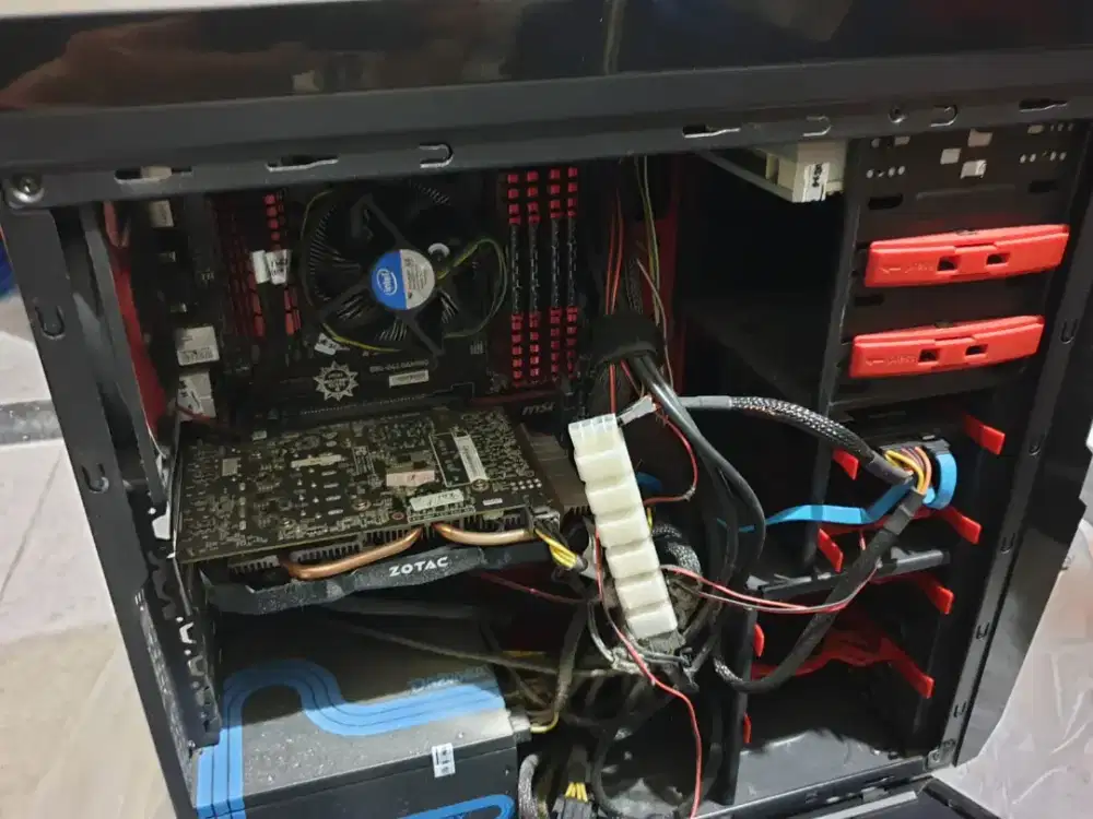 Di beli komputer kondisi rusak