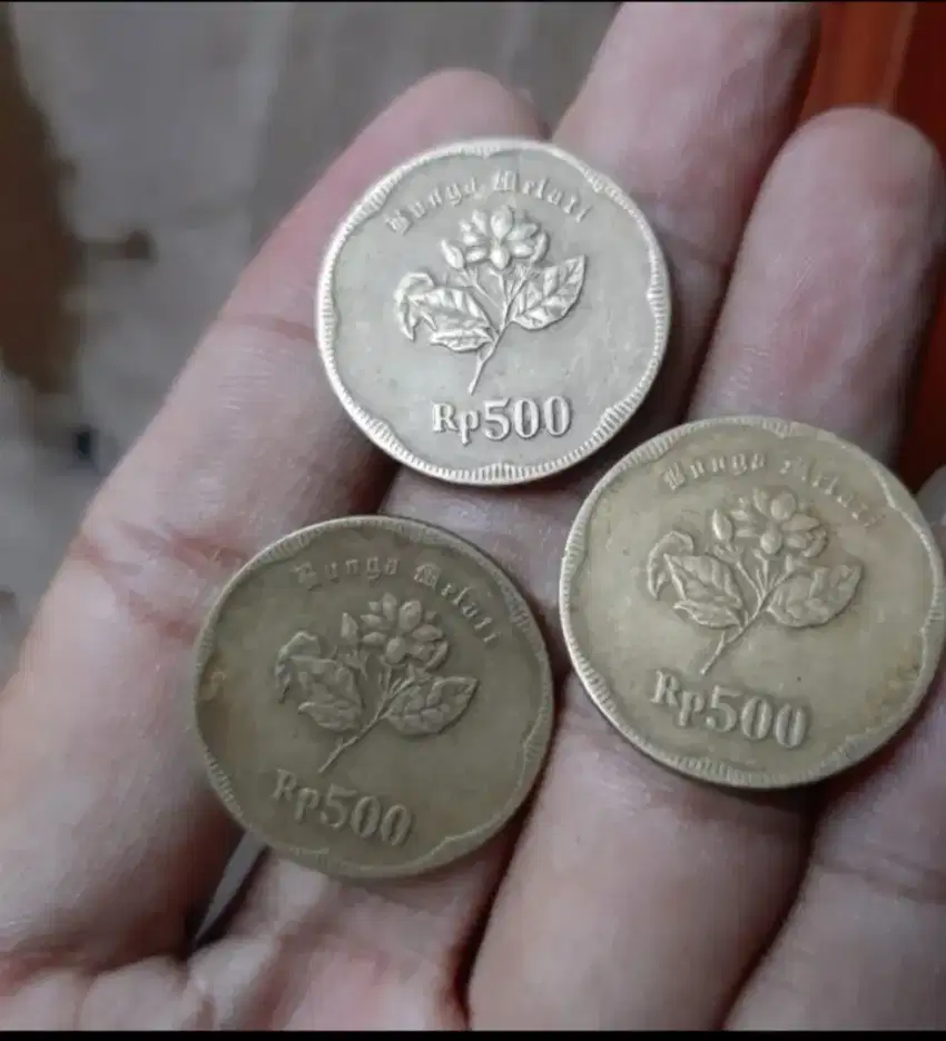 Uang Koin 500 Gambar Melati Tahun 1992