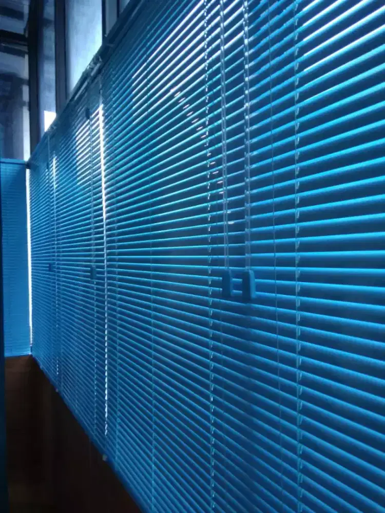 Horizontal blinds krey alumunim