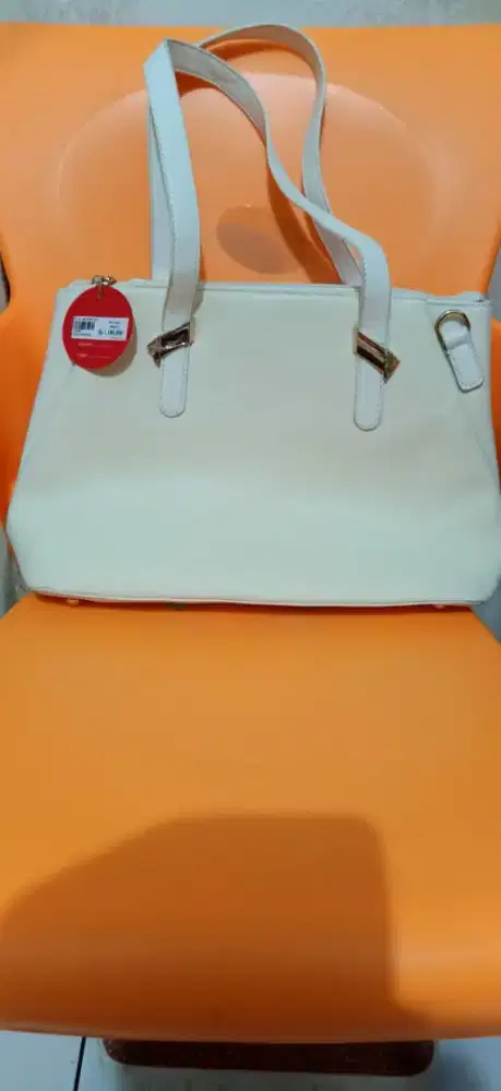 Dijual Tas Wanita Merk Fladeo, Cantik, Anggun & Kereenn.