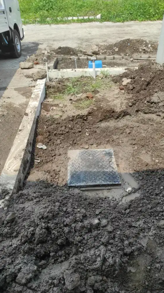 Tandon air beton cor tanam