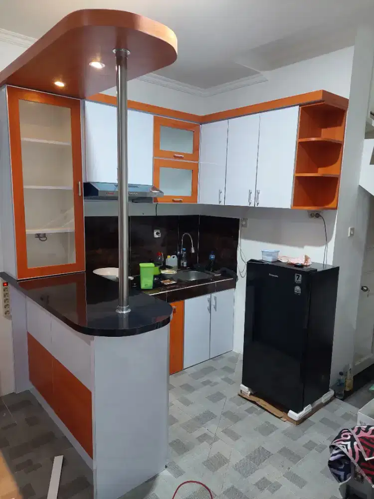 Minibar dan Kitchen set hpl minimalis mungil