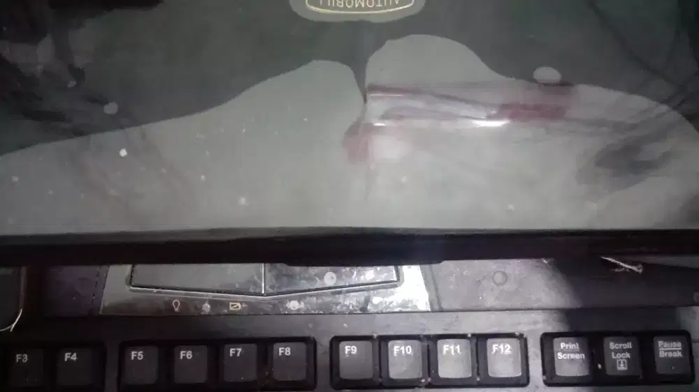 Laptop asus mobili limited mcd warna black one piece.Tag acer ferrari