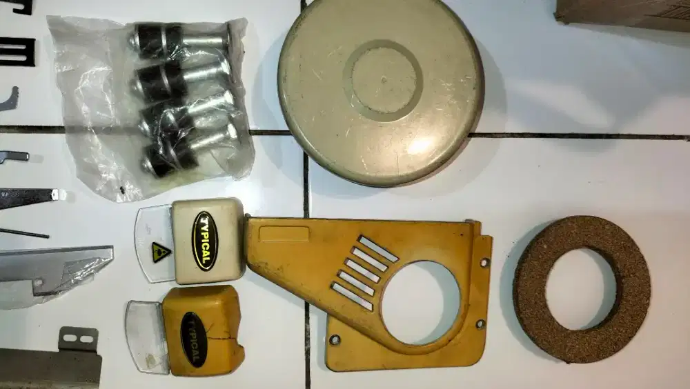 Di Jual spepart bekas mesin Konveksi Garment