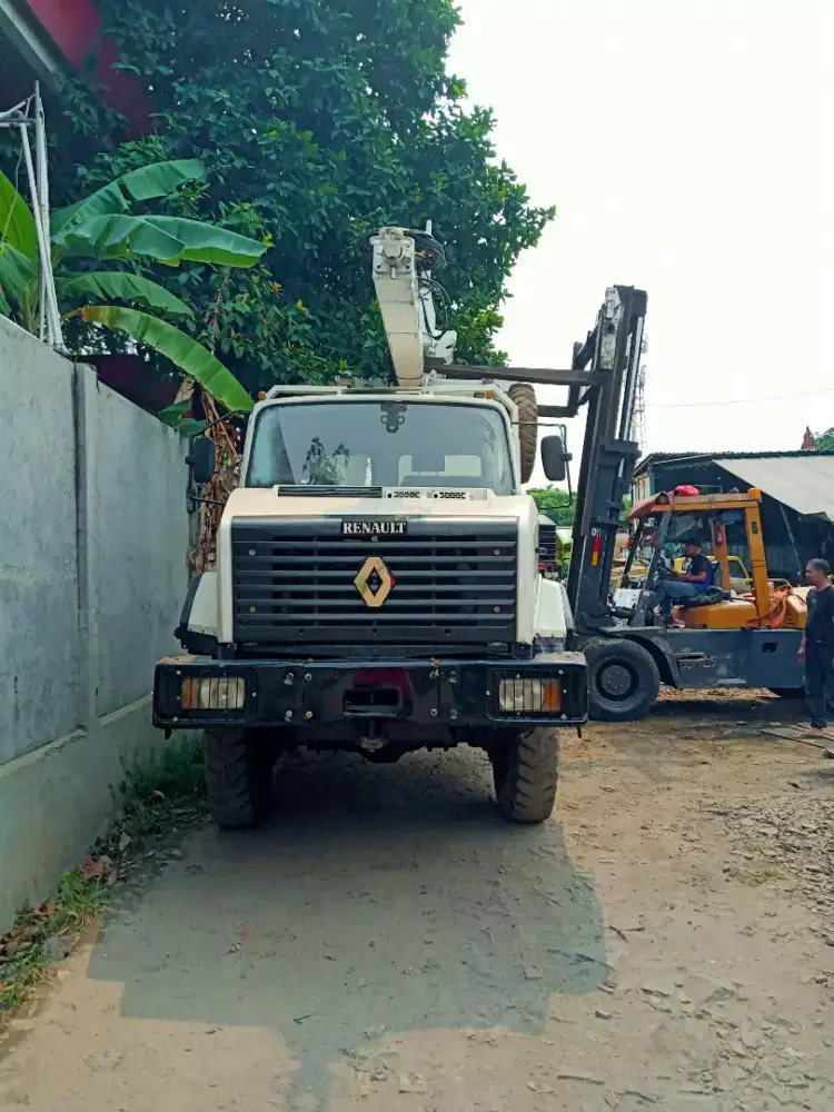 LOGGING Truk truck Renault CBH 385 + POLE TRAILER