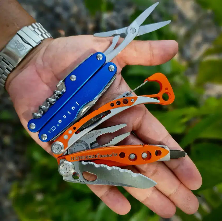 Ori Leatherman Skeletool RX Orange rescue tool signal wave charge tti