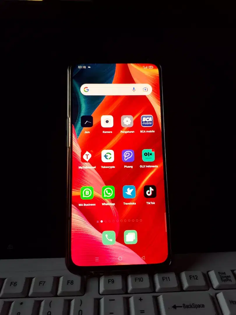 HP OPPO RENO 2 - spek tinggi