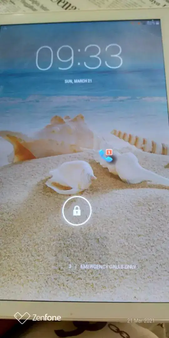 Tablet android sudah 4G 2 SIM 1 memori layar 10 in kondisi hidup murah