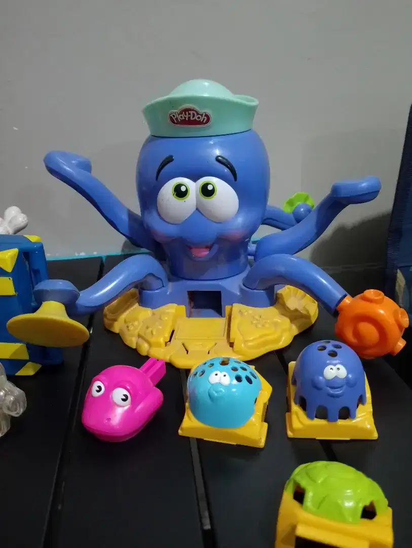 Hasbro !! Playdoh octopus original store