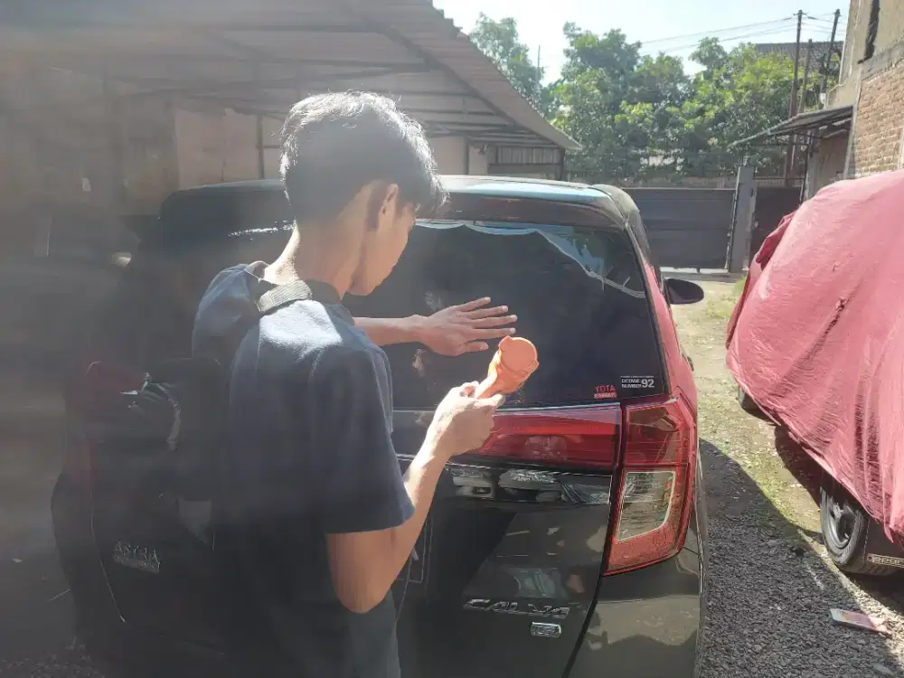 pasang dan ganti kaca film mobil panggilan