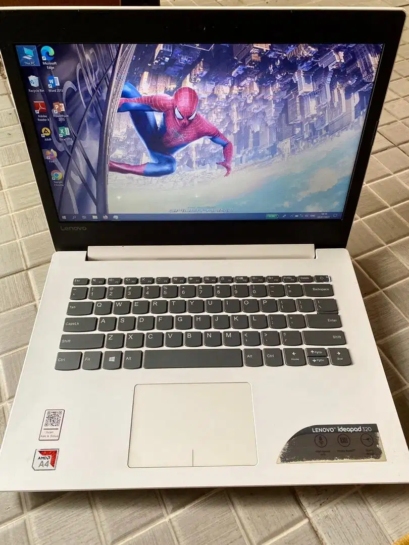 Laptop Lenovo Ideapad 330 Putih Slim RAM 4gb