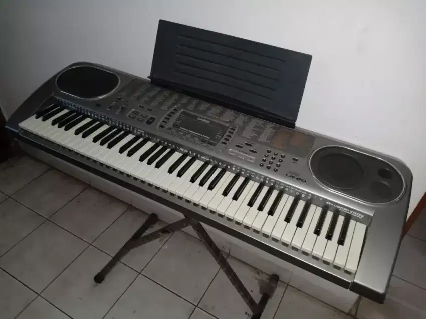 Keyboard casio LX80 jarang dipakai tersimpan rapi di gudang, langka