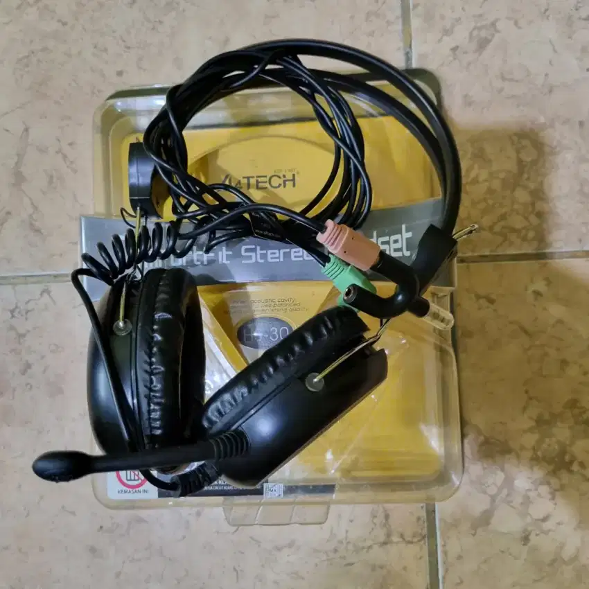 A4Tech HS-30 headphone headset