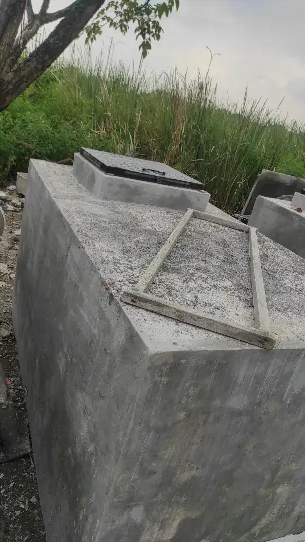 Tandon air tanam beton cor