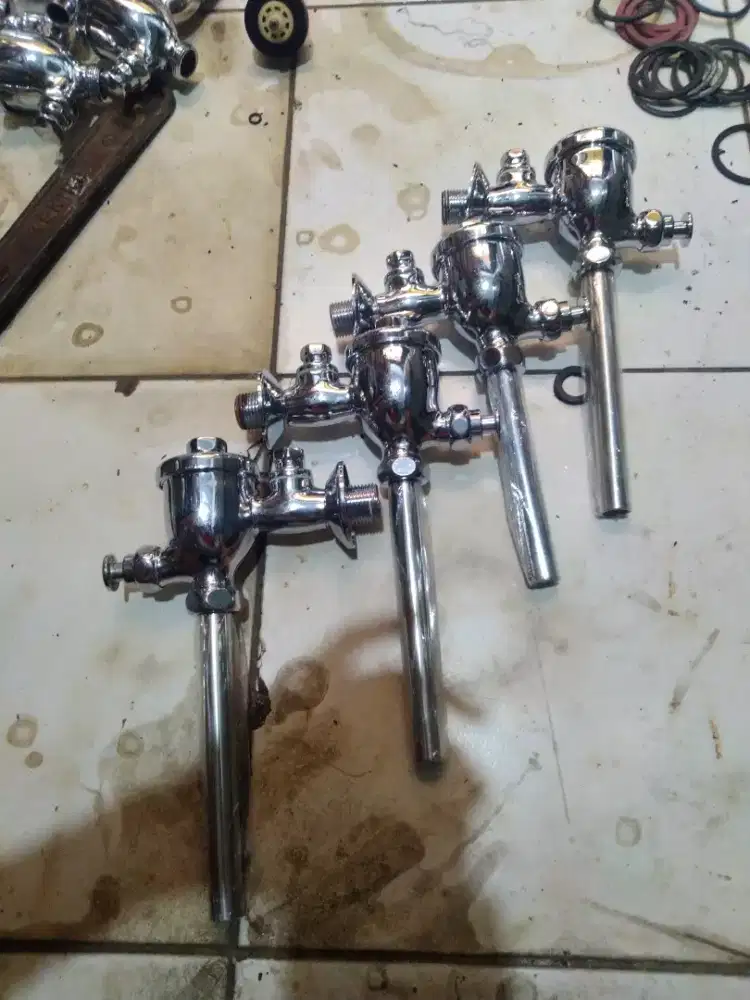 Push kran urinal toto