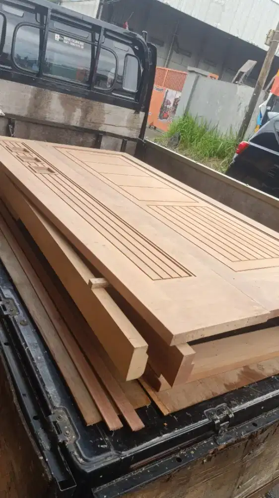 Pintu kusen dan jendela oven bisa pasang kunci  engsel pintu jendela