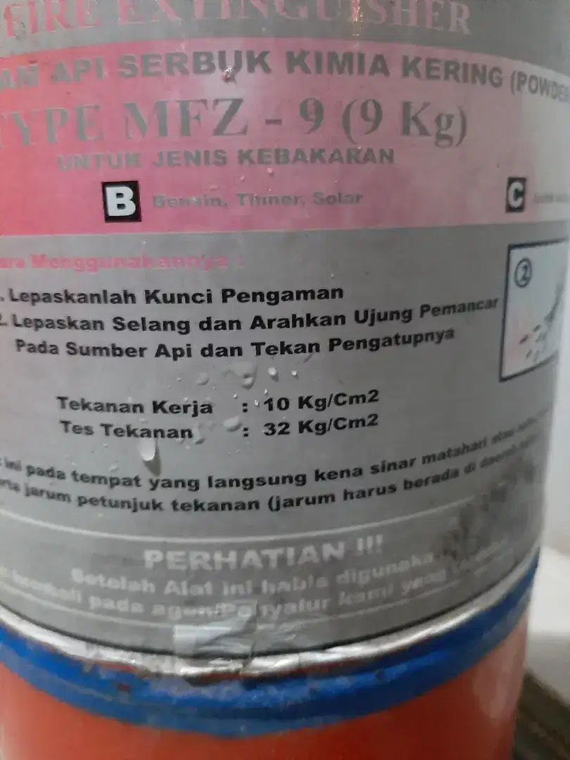 Jual Apar Pemadam Kebakaran Ukuran Besar 9kg Isi Masih Penuh