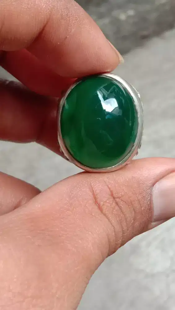 Natural green chalcedony
