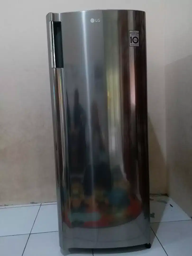 FRISER FREEZER ES BATU ASI DAGING IKAN FROZEN LG SMART INVERTER 6RAK