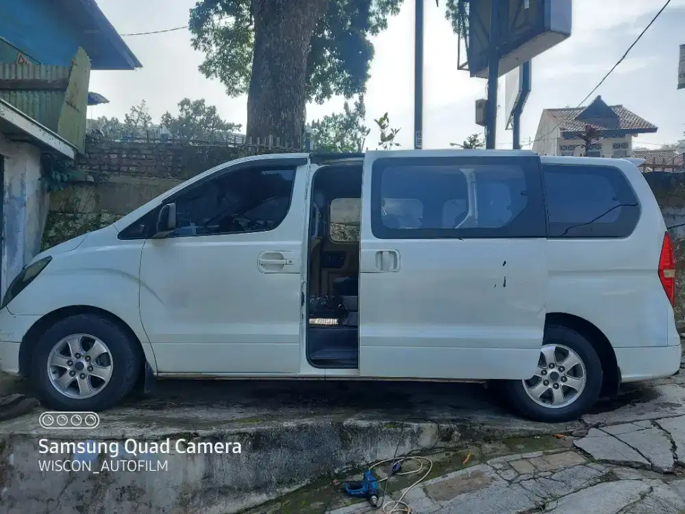 panggilan teknisi kaca film mobil bebas pilih kegelapan