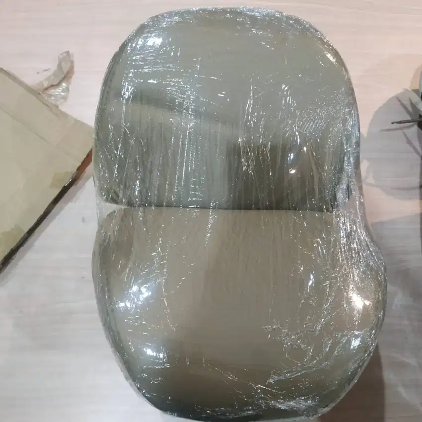 headrest/sandaran kepala jok depan pajero original Barang original