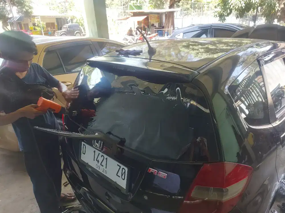 kaca film mobil, bahan antigores tahan lama