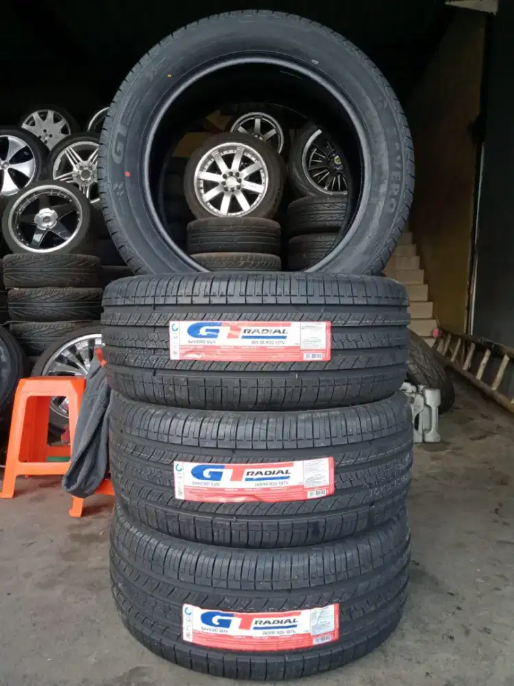 Ban gt savero suv 265 50 20