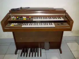 Classic Organ - Yamaha Electone A55NF.