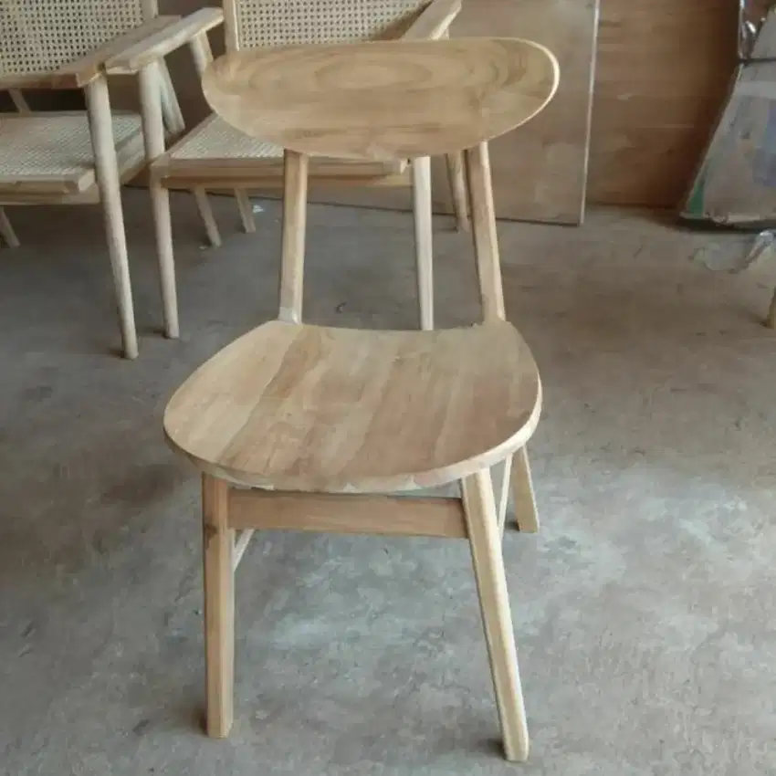 Kursi cafe kursi makan ropan
