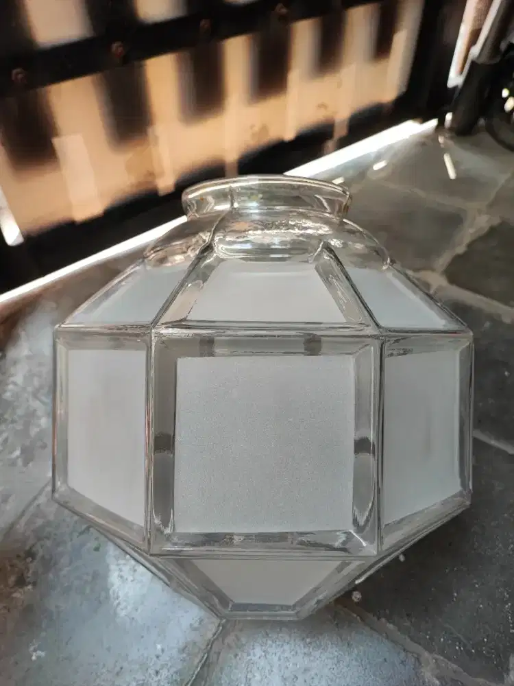 Tudung Lampu Gantung Kaca Segi Delapan Antik