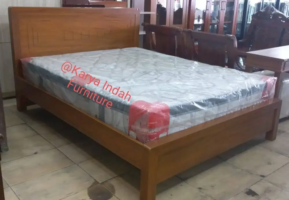Tempat Tidur Model Kotak Tanpa Kasur
