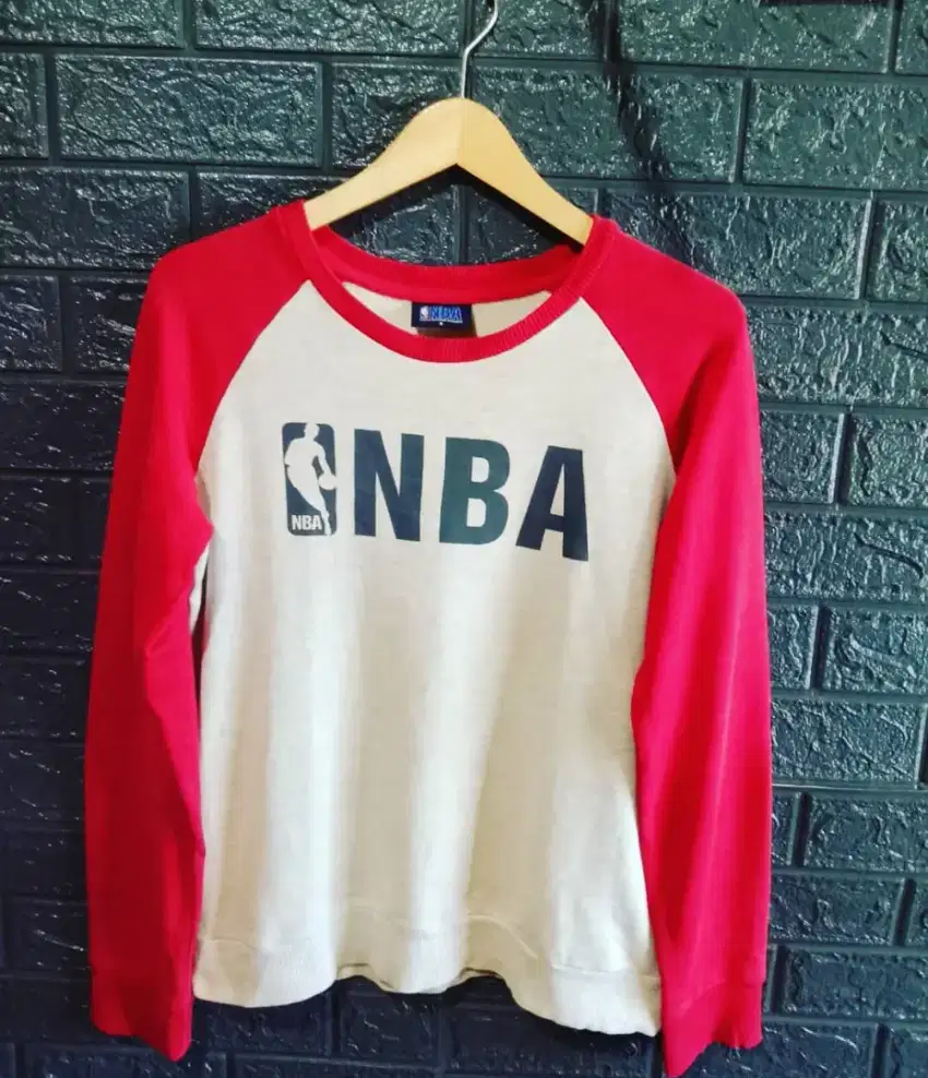 Sweater crewneck
NBA