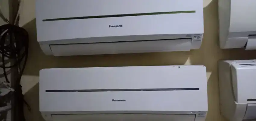 AC BEKAS PANASONIC R32 1/2PK