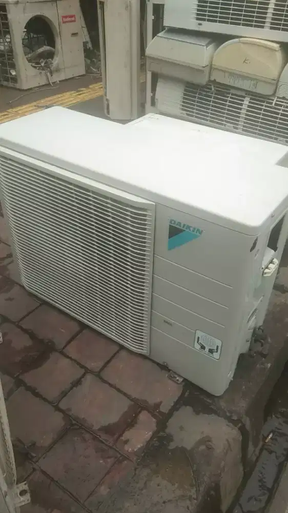 AC  Daikin 2 PK thailand berkualitas &amp; bergaransi