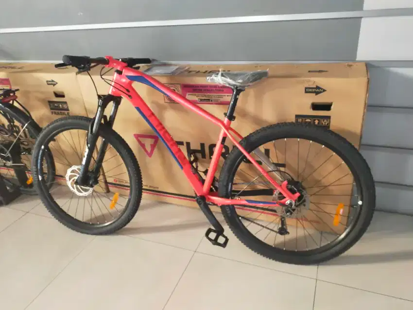 Sepeda MTB Thrill ravage 27,5x17 ba oranye