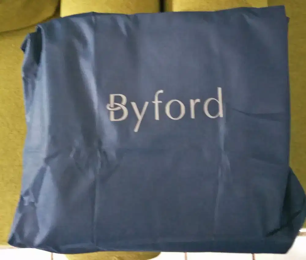 Tas selempang brand BYFORD under lisence PIERRE CARDIN