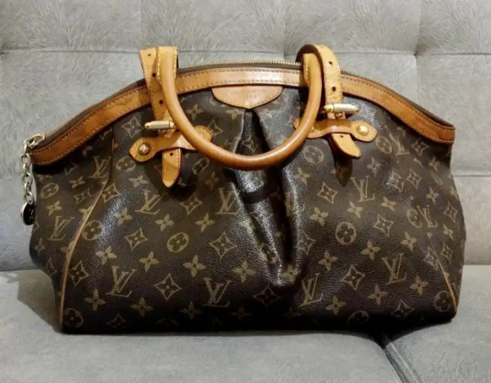LV BAG TOTE VINTAGE GOOD CONDITION