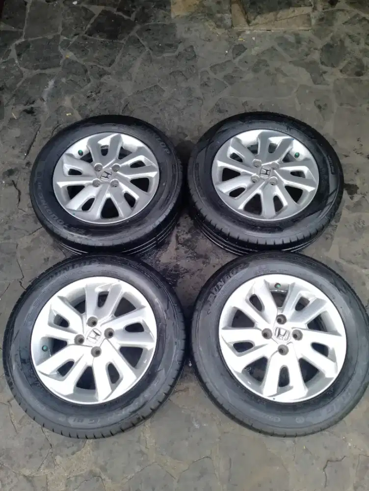 Velg R15 Oem di Indonesia - OLX Murah Dengan Harga Terbaik - OLX.co.id