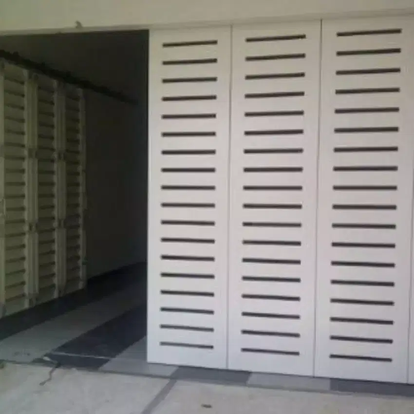 pintu garasi sleeding/tikung