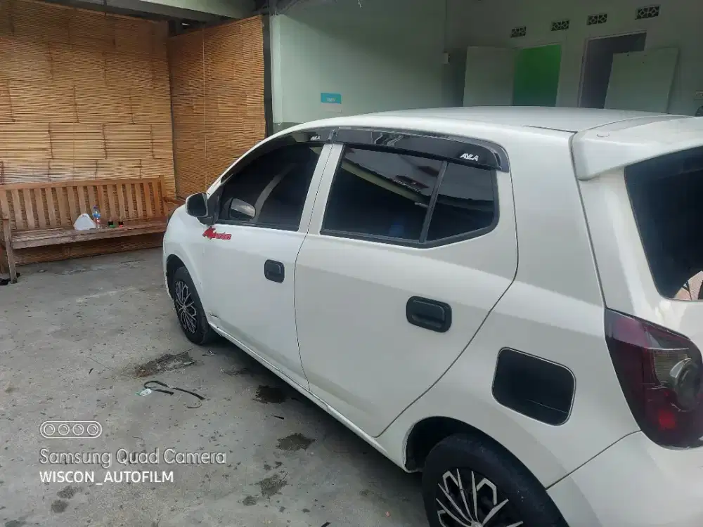 kaca film mobil panggilan ke tempat anda