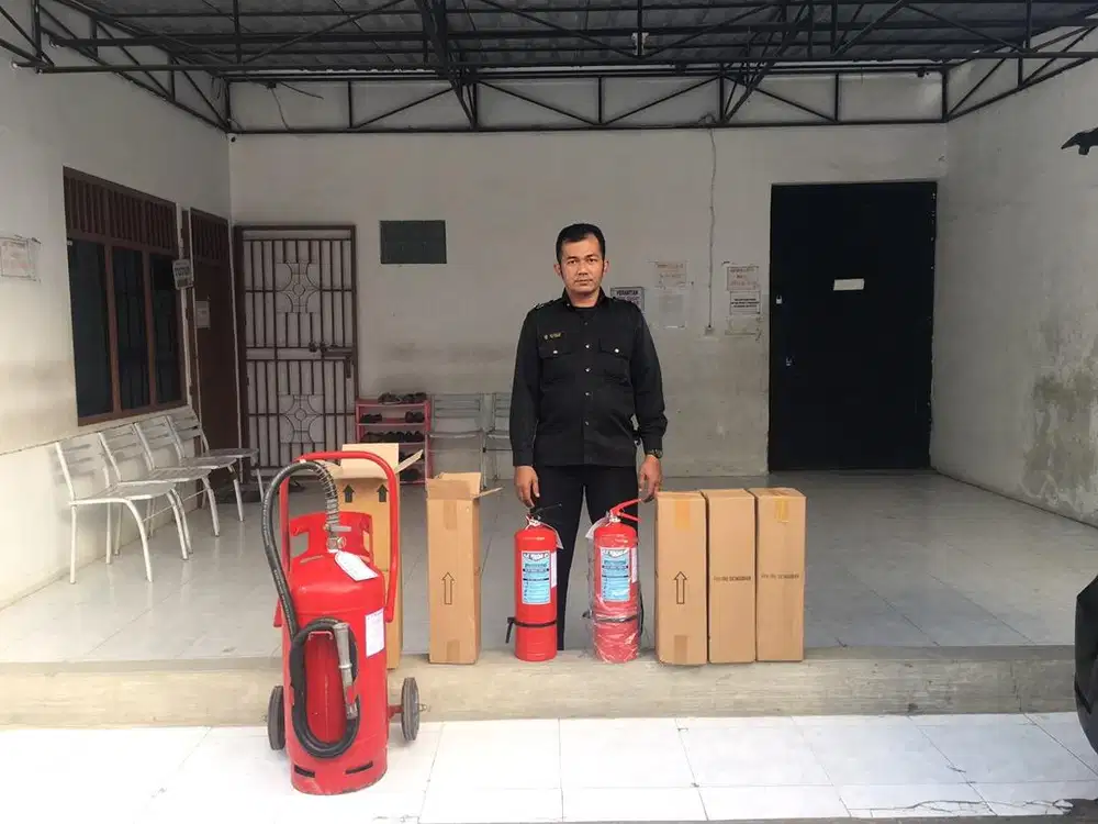 DISTRIBUTOR ALAT KEAMANAN APAR TABUNG PEMADAM API RINGAN TERMURAH