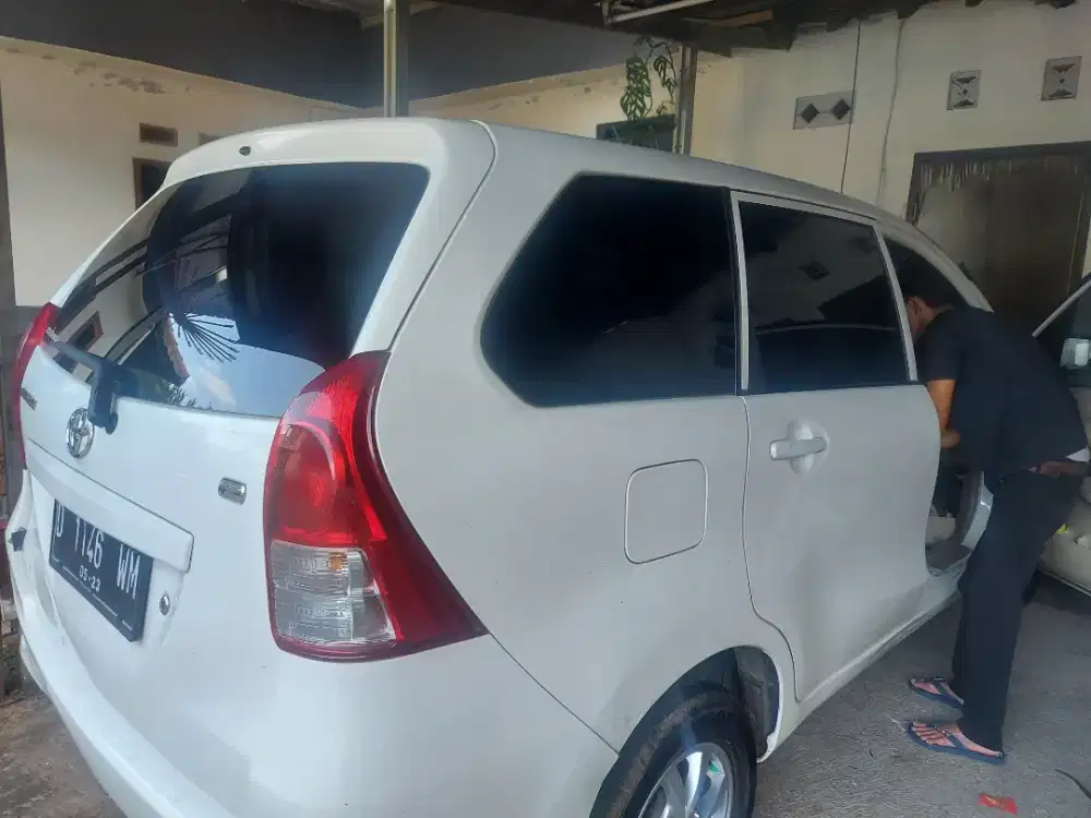 kaca film mobil panggilan