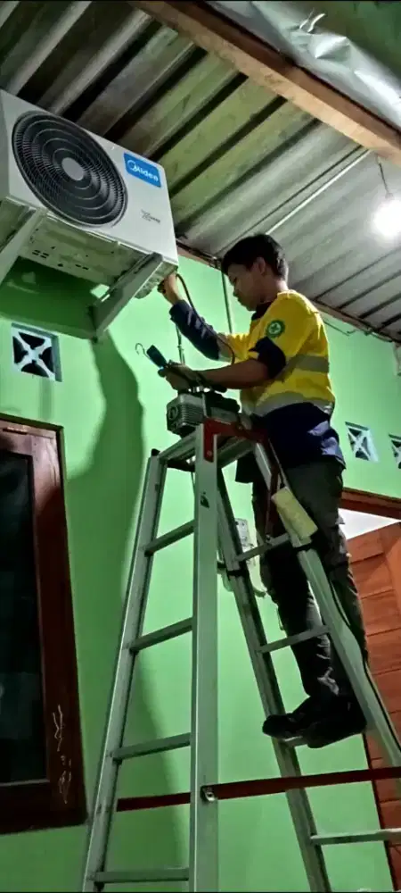 Cuci AC service cleaning AC Sleman Yogyakarta